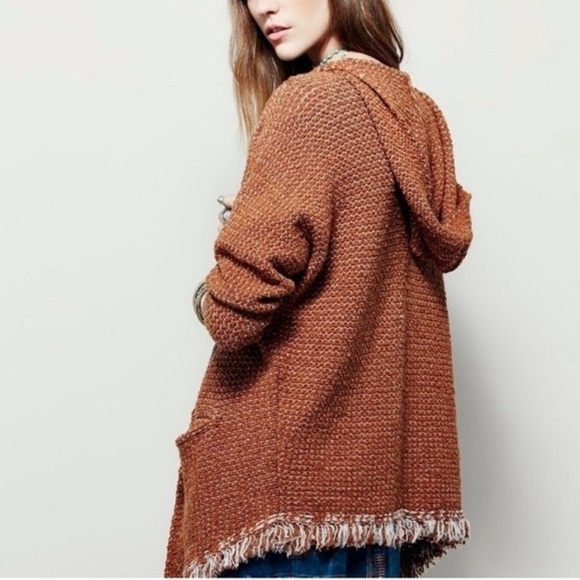 Free People Sweater Women’s M Brown Love Me Tender Cardi Boho Knit Fringe - Picture 3 of 16